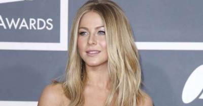 2021 is 'definitely looking up,' says Julianne Hough weeks after filing for divorce from Brooks Laich - www.msn.com