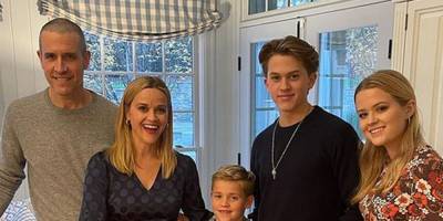 Reese Witherspoon Shares a Sweet Family Photo on Thanksgiving - www.justjared.com - Tennessee