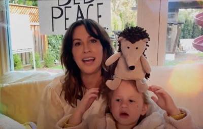 Alanis Morissette shares cover of John Lennon and Yoko Ono’s ‘Happy Xmas (War Is Over)’ - www.nme.com