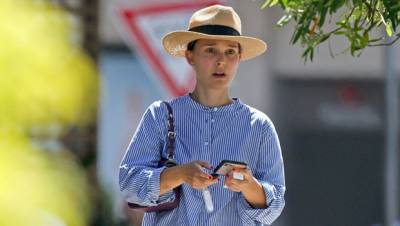 Natalie Portman, 39, Rocks Daisy Dukes In Australia As She Preps To Film ‘Thor: Love Thunder’ — Pics - hollywoodlife.com - Australia - county Dukes