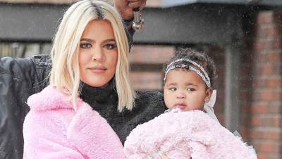 Khloe Kardashian True Thompson, 2, Twin In Matching Braids In Sweet Mother Daughter Selfie - hollywoodlife.com
