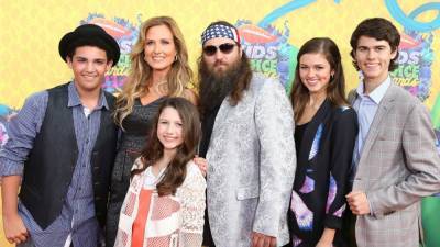 'Duck Dynasty' Star Bella Robertson Is Engaged to Jacob Mayo After 6 Months of Dating - www.etonline.com