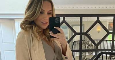 Kate Ferdinand told 'pregnancy suits you' as she shows off her growing baby bump - www.manchestereveningnews.co.uk - London - Manchester