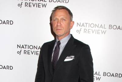 Daniel Craig leads tributes to original James Bond, Sean Connery - www.hollywood.com - Scotland