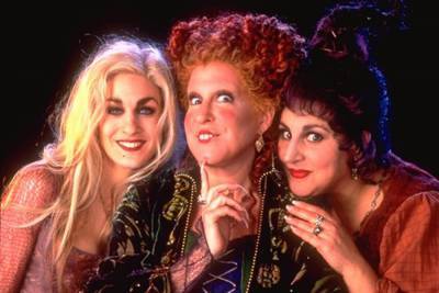 Hocus Pocus and the Best Halloween Family Movies and Shows - www.tvguide.com - city Halloweentown