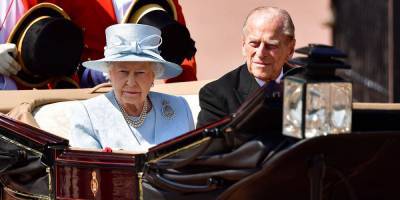 The Queen and Prince Philip Return to Windsor Castle Ahead of U.K.'s Second Lockdown - www.harpersbazaar.com - Britain - city Sandringham - county Norfolk