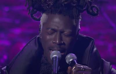 Watch Moses Sumney’s captivating performance of ‘Bless Me’ at 2020 Soul Train Awards - www.nme.com - USA