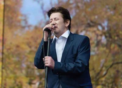 Shane MacGowan film adds subtitles after complaints singer is impossible to understand - evoke.ie