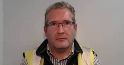 Former bus driver jailed for voyeurism and possessing indecent images - www.manchestereveningnews.co.uk