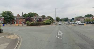 Cyclist remains in serious condition in hospital after crash in Didsbury - www.manchestereveningnews.co.uk