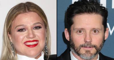 Kelly Clarkson Is Awarded Primary Custody of Her and Brandon Blackstock’s Kids: They Have Trust ‘Issues’ - www.usmagazine.com - Los Angeles