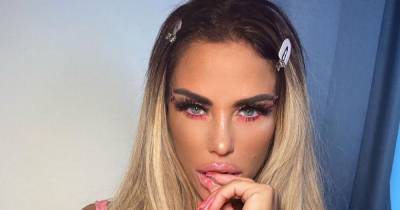 Katie Price glows in makeup-free snap and is ‘ready to come home’ from Maldives amid ‘pregnancy hopes’ - www.ok.co.uk - Maldives