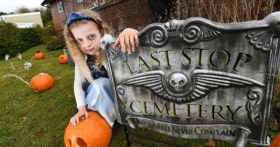 West Lothian village gets into the spirit of Halloween - www.dailyrecord.co.uk