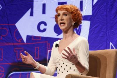 Kathy Griffin Re-Posts Photo of Fake, Bloody Trump Head - thewrap.com