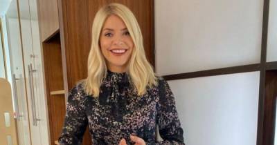 Holly Willoughby stuns in gorgeous floral dress on This Morning - copy her look here - www.ok.co.uk