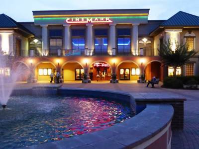 Cinemark Sees Revenue Plunge, Swings To The Red In COVID-Battered Q3; CEO Says Managing Liquidity Is Key - deadline.com