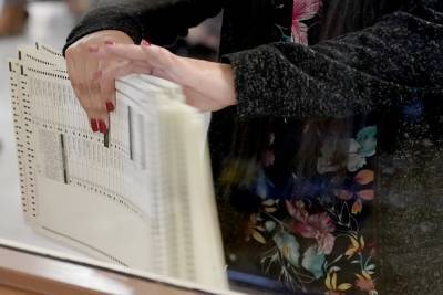 Arizona voters sue Maricopa County over 'Sharpiegate' - www.foxnews.com - Chicago - state Massachusets - Arizona - state Connecticut - Michigan - county Maricopa