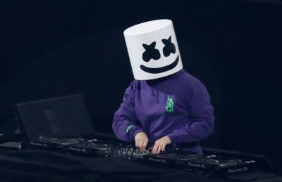DJ Marshmello’s $350,000 Custom Truck Stolen And Crashed In Police Chase - etcanada.com - Los Angeles - county Valley - Malibu