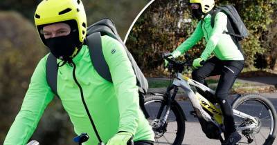 EastEnders' Adam Woodyatt maintains weight loss as he cycles to work - www.msn.com