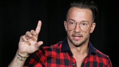 Pastor Carl Lentz Admits He Was Fired From Hillsong Church After Cheating on His Wife - radaronline.com