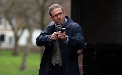 Charlie Hunnam Would Be “Honored” To Play James Bond But Thinks Tom Hardy Is The “Front Runner” - theplaylist.net