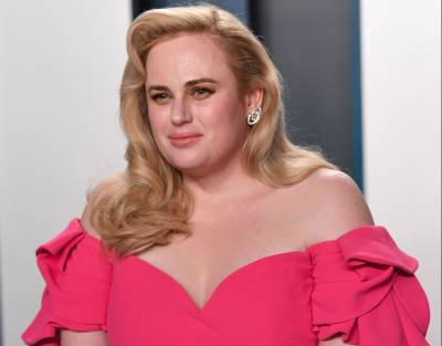Rebel Wilson Shares A Look At The Scrapes And Bruises She Endured While Taking ‘Hot Photos’ On The Beaches Of Mexico - etcanada.com - Mexico - county Wilson