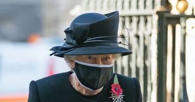 The Queen seen in public for first time wearing face mask as she attends Westminster Abbey - www.manchestereveningnews.co.uk