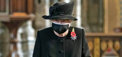 Queen Elizabeth Wears Face Mask for First Time at Remembrance Day Event - www.justjared.com - London