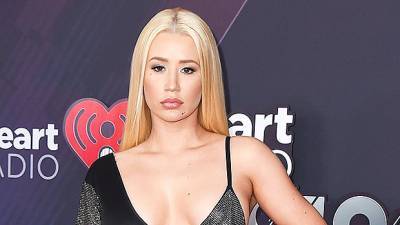 Iggy Azalea, 30, Twerks In Hot Pink Short Shorts 6 Months After Giving Birth — Watch - hollywoodlife.com