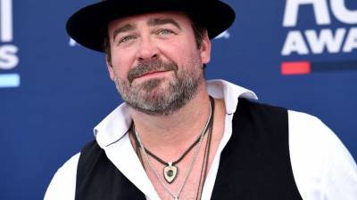 Country singer Lee Brice to miss CMA Awards due to COVID - abcnews.go.com - Tennessee