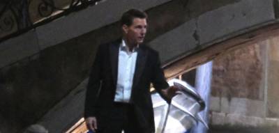 Tom Cruise Films Late-Night Scene for 'Mission Impossible' on Venice Canals - www.justjared.com - Italy