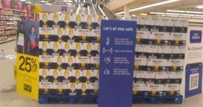 Tesco shoppers 'fuming' after stores put barricades around non-essential items in England - www.manchestereveningnews.co.uk