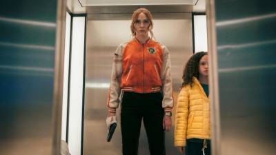 ‘Gunpowder Milkshake’ First Look: Karen Gillan, Lena Heady & More Star As Elite Assassins In The New Action Film - theplaylist.net