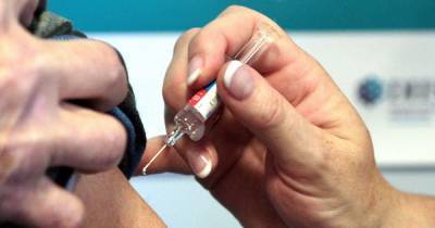 List of those who could receive potential coronavirus vaccine first - www.manchestereveningnews.co.uk - Britain