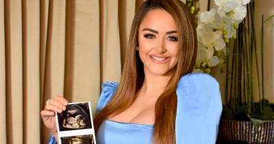 Pregnant Real Housewives star finds out sex of her baby in spectacular gender reveal - www.manchestereveningnews.co.uk