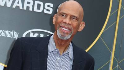 Kareem Abdul-Jabbar Reveals Battle With Prostate Cancer and Racial Inequality in Health Care - www.etonline.com - USA