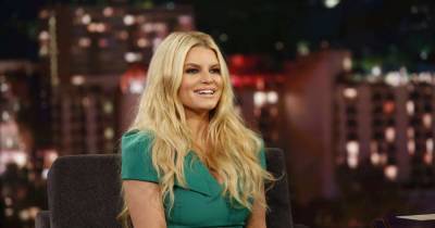 Jessica Simpson to produce scripted series based on her mid-20s - www.msn.com