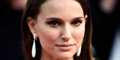 Natalie Portman Says That "Being Sexualized as a Child" Made Her Feel "Unsafe" - www.harpersbazaar.com - Hollywood