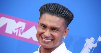 Pauly D unrecognizable after changing trademark hairstyle - www.wonderwall.com - Jersey