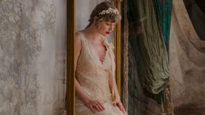 Taylor Swift Wanders Through Magical Fantasy Lands in Romantic 'Willow' Video -- Watch! - www.etonline.com