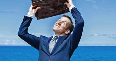 Death in Paradise star Ben Miller finally reveals how DI Richard Poole will return to show - www.msn.com