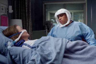‘Grey’s Anatomy’ Pays Tribute To Coronavirus Patients As Character Loses Battle With Virus During Emotional Episode - etcanada.com