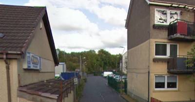Manhunt launched after thugs with English accents mug Scots teenager at knife point - www.dailyrecord.co.uk - Britain - Scotland