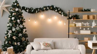 The Best Holiday Decor Deals From Lowe's, Macy's, Wayfair, Home Depot and More - www.etonline.com