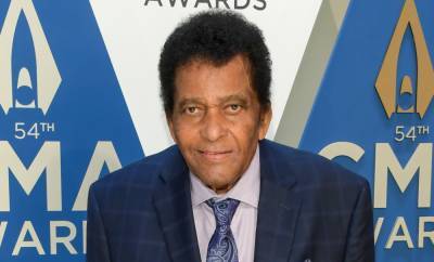 Country Music Legend Charley Pride Has Died at 86 from COVID-19 Complications - www.justjared.com - Texas - Nashville - county Dallas