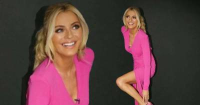 Strictly Come Dancing's Tess Daly dazzles in a pink thigh-slit dress - www.msn.com