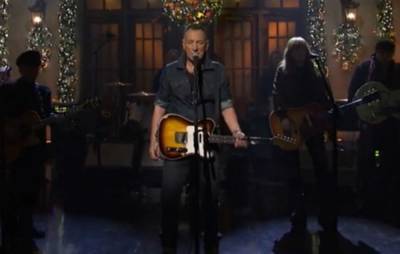 Watch Bruce Springsteen and the E Street Band reunite for ‘SNL’ performance - www.nme.com