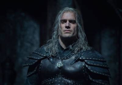 Production On ‘The Witcher’ Delayed After Henry Cavill Injured On Set - etcanada.com