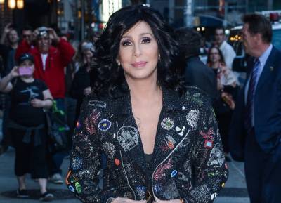 A man tried to kill Cher during her 1982 Broadway show - evoke.ie