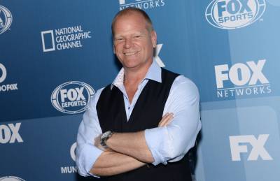 Fox Acquires Canadian Reality Series ‘Holmes Family Effect’ Starring Mike Holmes For Midseason - deadline.com - USA - Canada